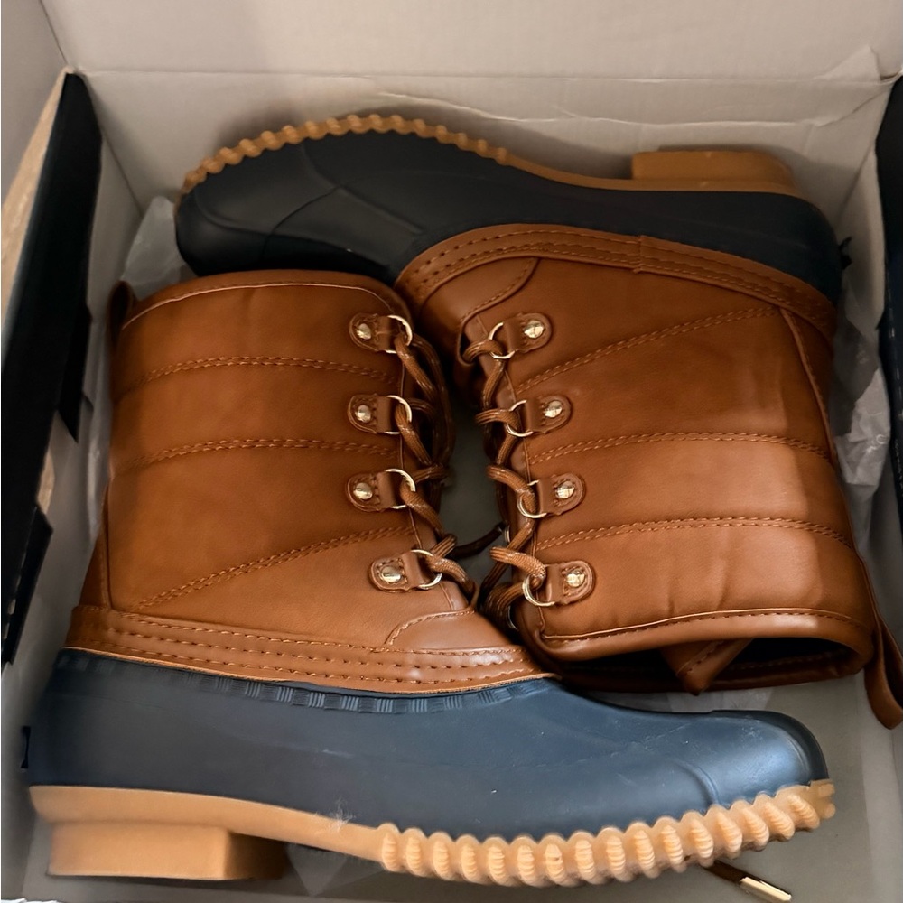 Tommy Hilfiger Brown and Black Women's Winter Boots